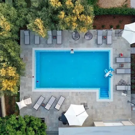 Villa Villa Milka - Heated Pool Nyaraló