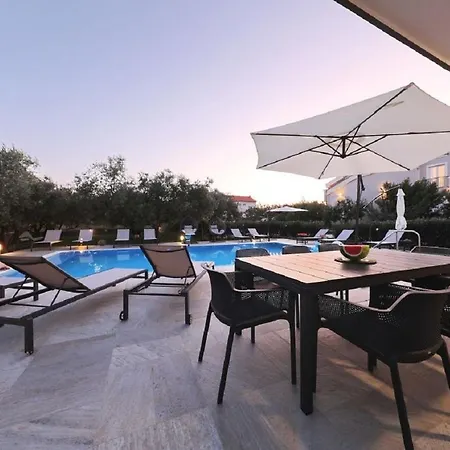 Villa Villa Milka - Heated Pool 펜션