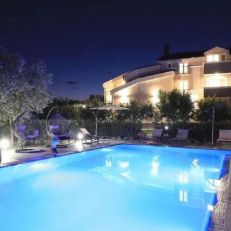 Vakantiehuis Milka - Heated Pool *